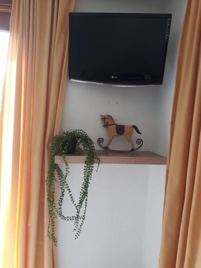Chalet Van Minicamping De Braamhof カウデーケルケ エクステリア 写真